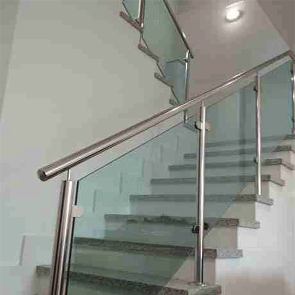  	Escaleras modernas aluminio y vidrio