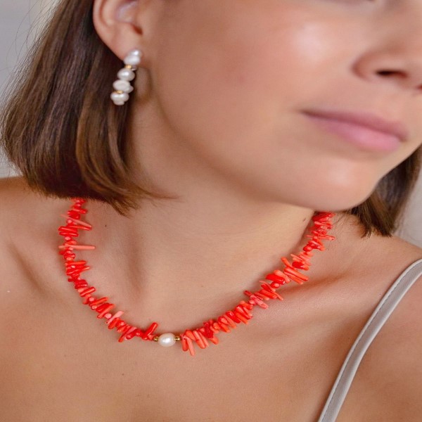 Collar coral